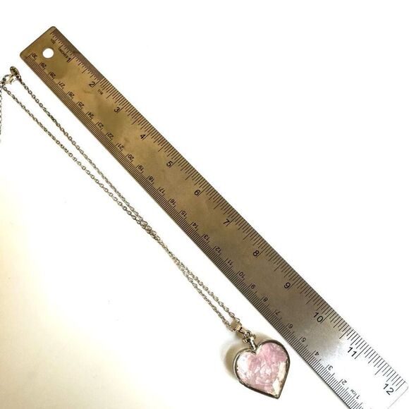 Blessings pink Crystal Chips in Faceted Glass Heart Pendant Necklace - Picture 7 of 9